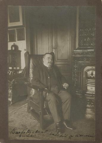 Mikszáth Kálmán ülőalakos portréja 1910 Horpács 