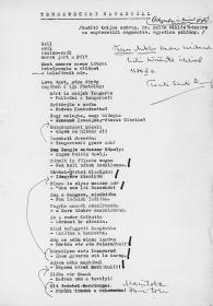 Tamkó Sirató Károly (1905-1980) költő, műfordító "Tengereczki hazaszáll" című versének gépirata, a költő sajátkezű aláírásával, megjegyzéseivel és javításaival.