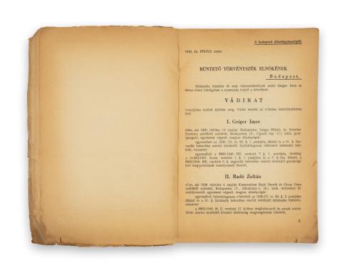Geiger, Vogeler, Sanders és kémtársai a Törvényszék előtt  Budapest, [1950.] Állami Lapkiadó Ny. 